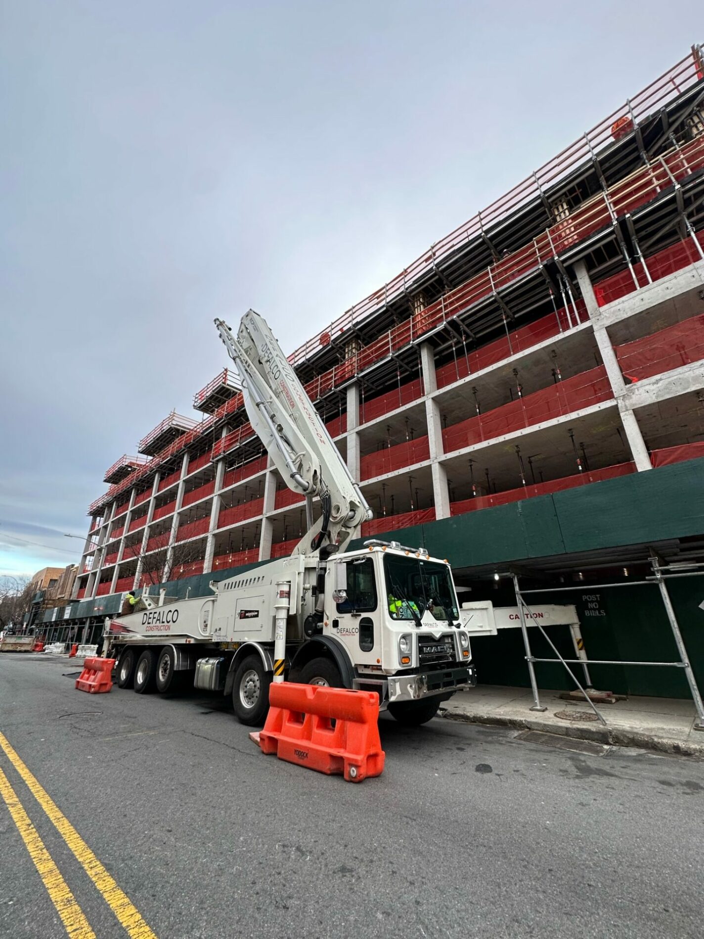 defalco construction machinery at site